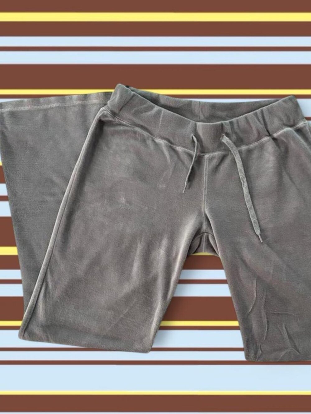 Akademiks Women's Grey and Silver Joggers-tracksuits